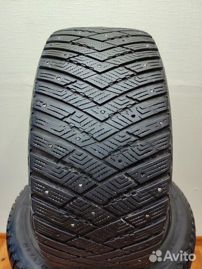 Goodyear UltraGrip Ice Arctic SUV 275/45 R20