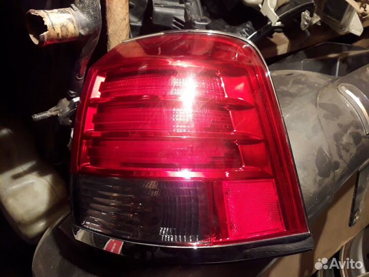 Задняя оптика Тойота Лэнд Крузер 200