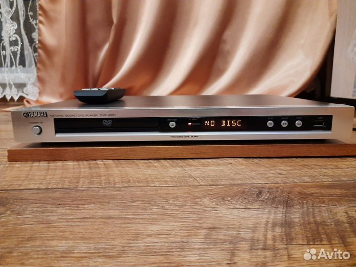 Yamaha DVD-S661