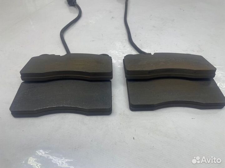 Тормозные колодки переднее Volkswagen Touareg FL