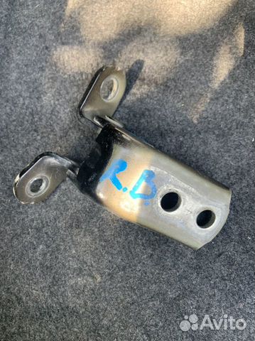 Петля двери передняя правая камри 50