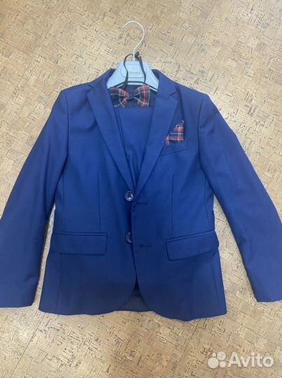 Костюм для школы на мальчика 128-134