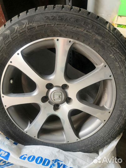 Литые диски Honda crv 3 r18 5x114. 3 с резиной бу