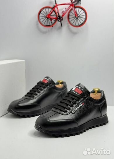 Кроссовки Tommy Hilfinger стильные