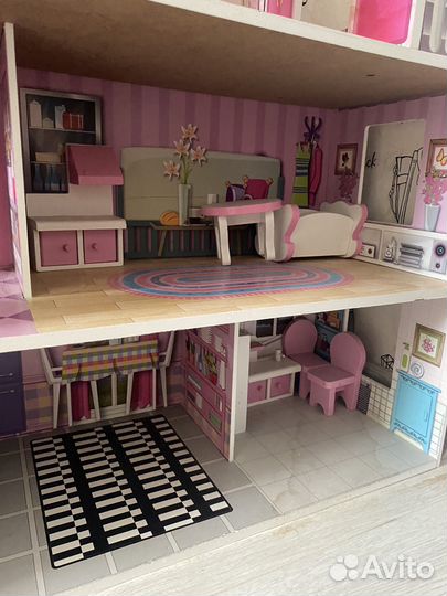 Домик кукольный