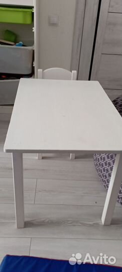 Детский стол и стул IKEA сундвик