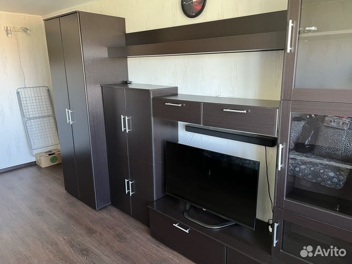 Стенка в гостиную