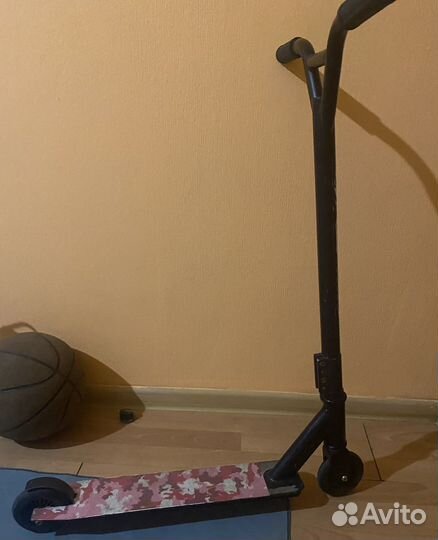 Трюковой самокат