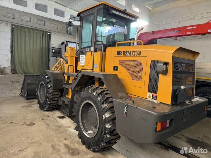 Фронтальный погрузчик HZM XC300, 2024