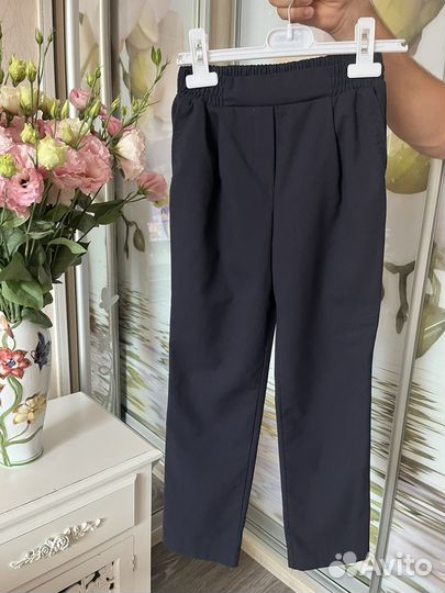 Блузка и брюки школьные для девочки(128)