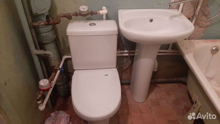 Слесарь сантехник