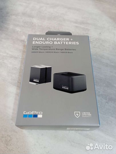 Зарядное устройство и 2 аккумулятора GoPro Enduro
