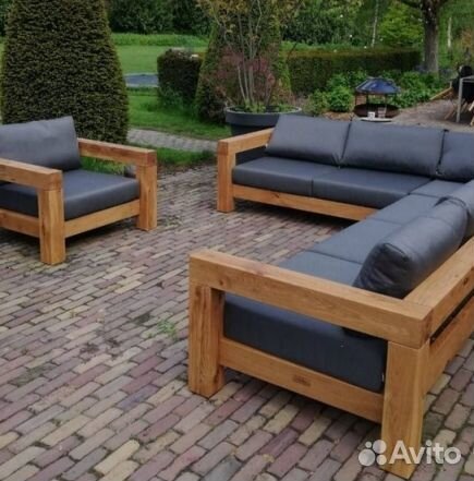 Уличная мебель из дерева