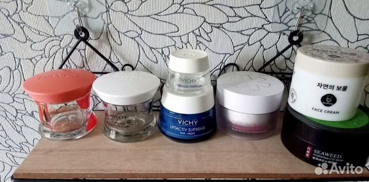 Пустые баночки от кремов стекло, пластик