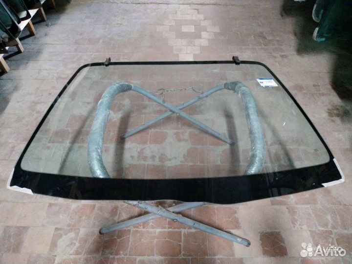 Лобовое стекло Toyota Mark 2