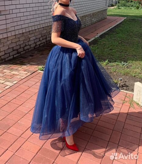 Вечернее платье