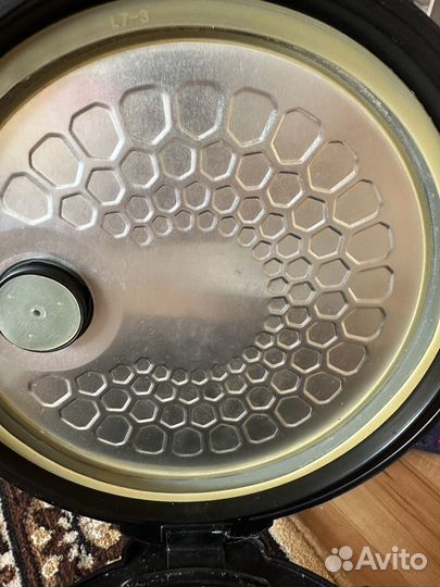 Мультиварка Redmond с выпечкой