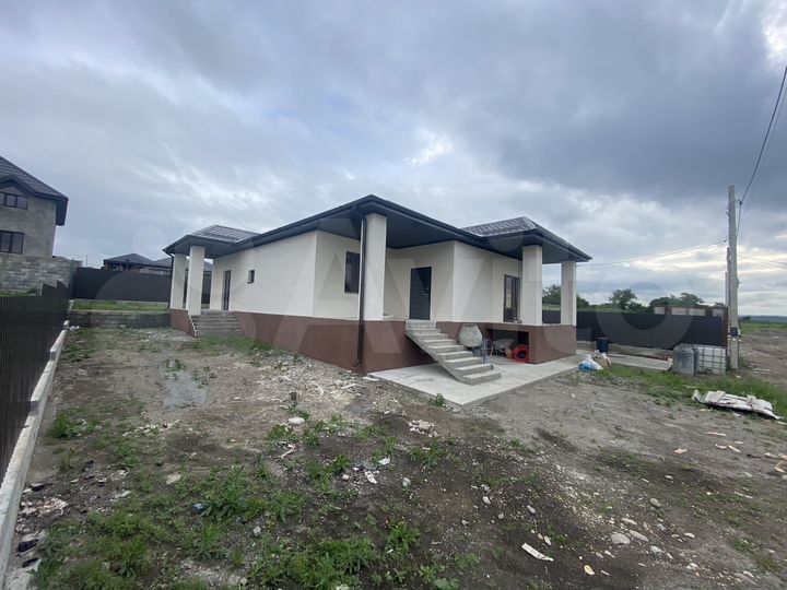 Дом 165 м² на участке 6 сот.