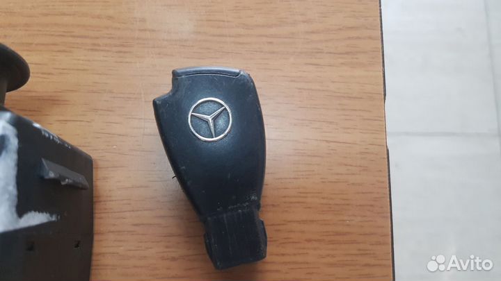 Замок зажигания Mercedes Benz W211