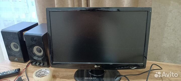 Монитор для компьютера LG
