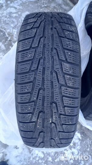 Nokian Tyres Hakkapeliitta R 235/60 R18 107R