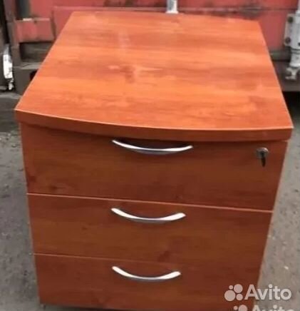 Тумбочка 49x57x61