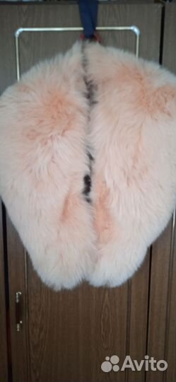 Воротники из меха писца новые, размер 130см. 3500