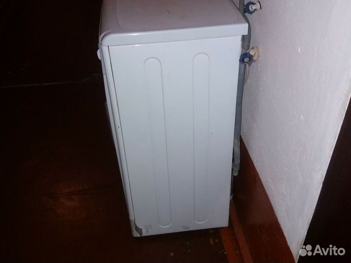 Стиральная машина автомат с баком