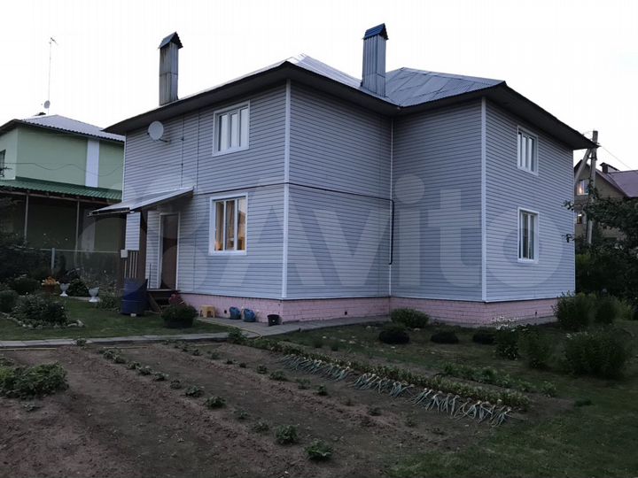 Дом 175 м² на участке 12,7 сот.