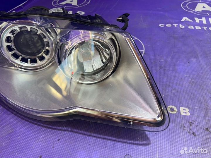 Фара правая Volkswagen Touareg 7L GP BKS 2008