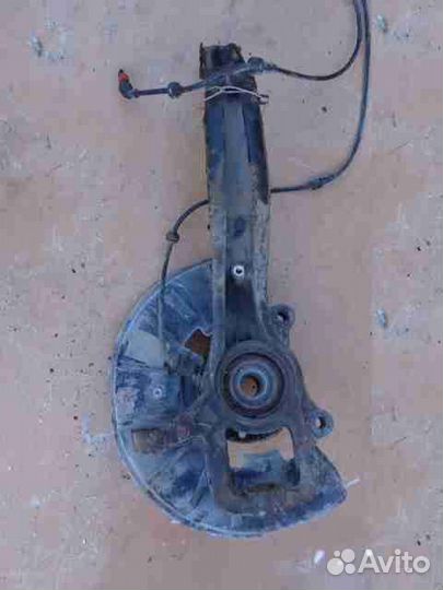Кулак поворотный левый Volkswagen Touareg 1 7L