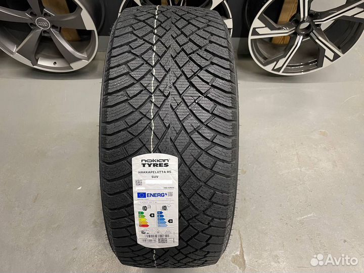 Nokian Tyres Hakkapeliitta R5 265/50 R20 111R