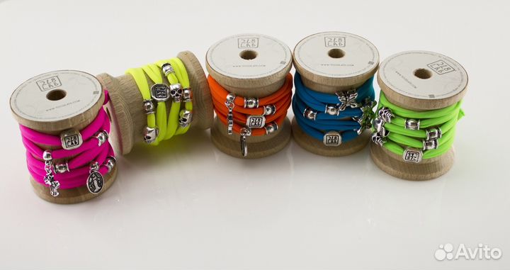 Браслет из лайкры с дизайном из черепов