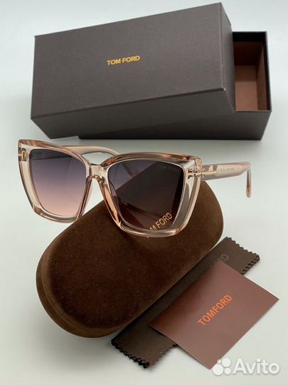 Солнечные очки женские Tom Ford