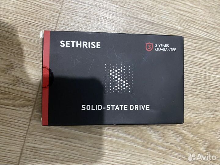 Твердотельный жесткий диск