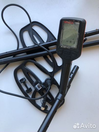 Металлоискатель Quest X10 PRO