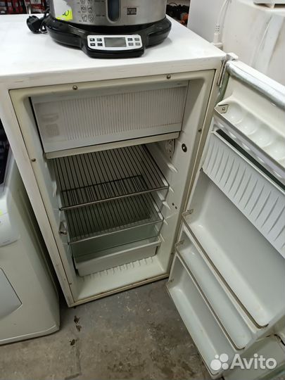 Холодильник Бирюса 120 см.рабочий