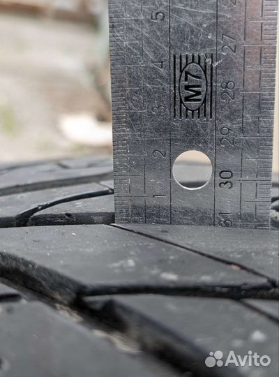 Hankook Ventus ST RH06 275/40 R20 106W