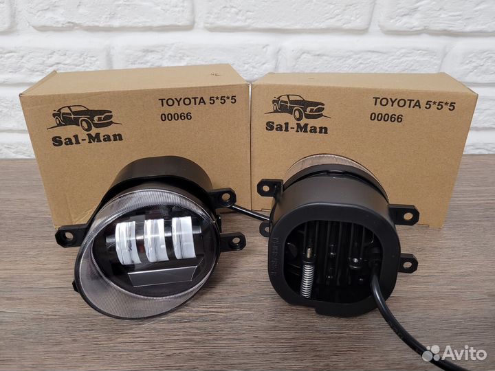 Противотуманные фары Toyota Corolla E150