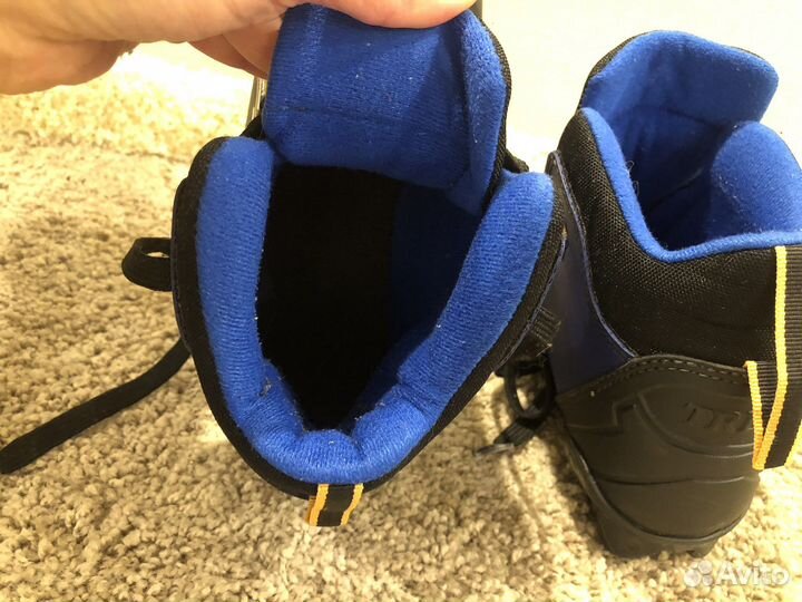 Лыжные ботинки размер 34