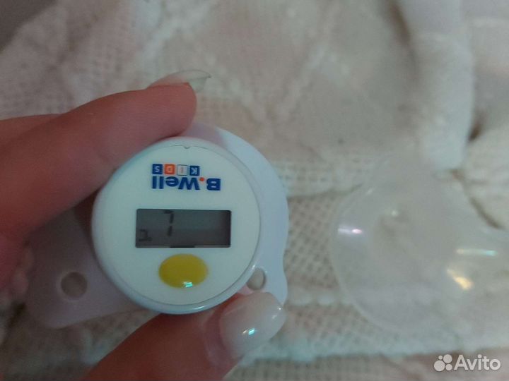 Детская соска градусник bwell
