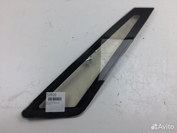 Стекло боковое правое Nissan Laurel HJC32 RB20E