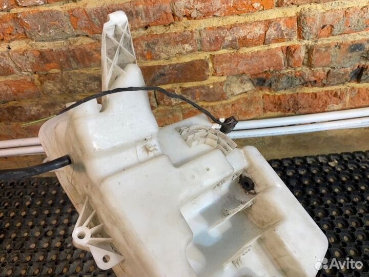 Бачок стеклоомывателя Bmw 5 E60 N52B25 AF 2009