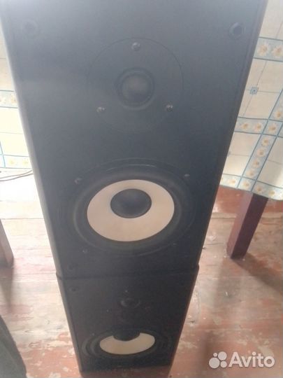 Музыкальная колонка