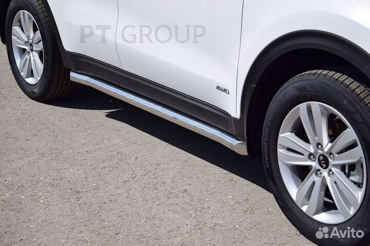 Защита порогов вогнутая 63 мм (нпс) KIA Sportage