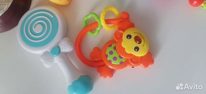 Развивающие игрушки пакетом