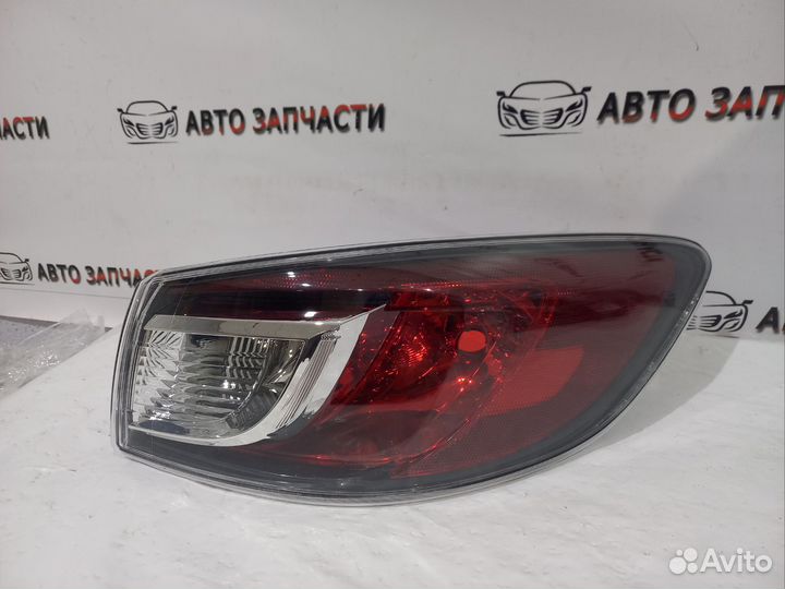 Mazda 3 BL фонарь задний правый