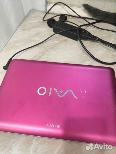 Sony vaio vpcw11s1r ноутбук