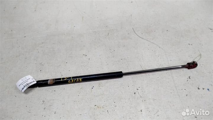 Амортизатор двери багажника volkswagen Golf III