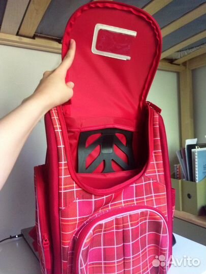 Ранец (рюкзак) школьный с ортопедической спинкой